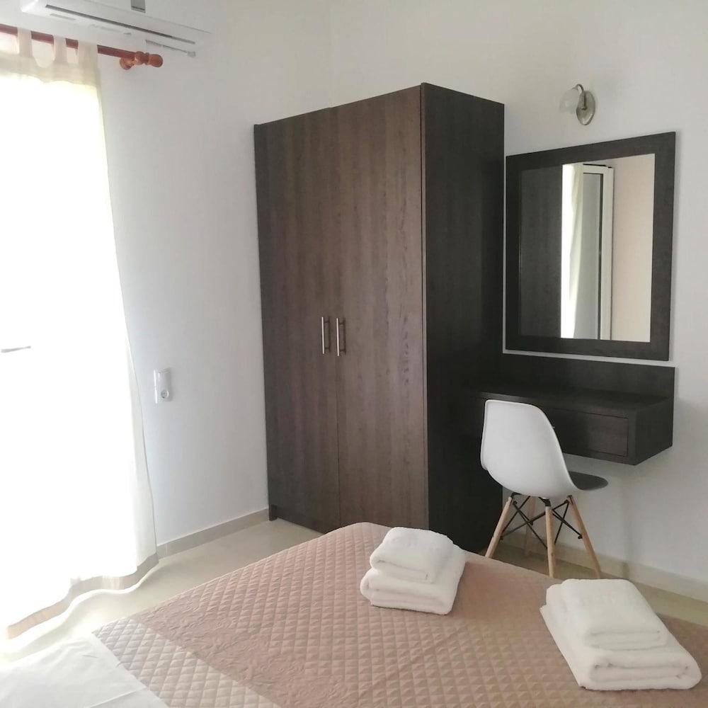 Hotel Thisvi Сталида Экстерьер фото