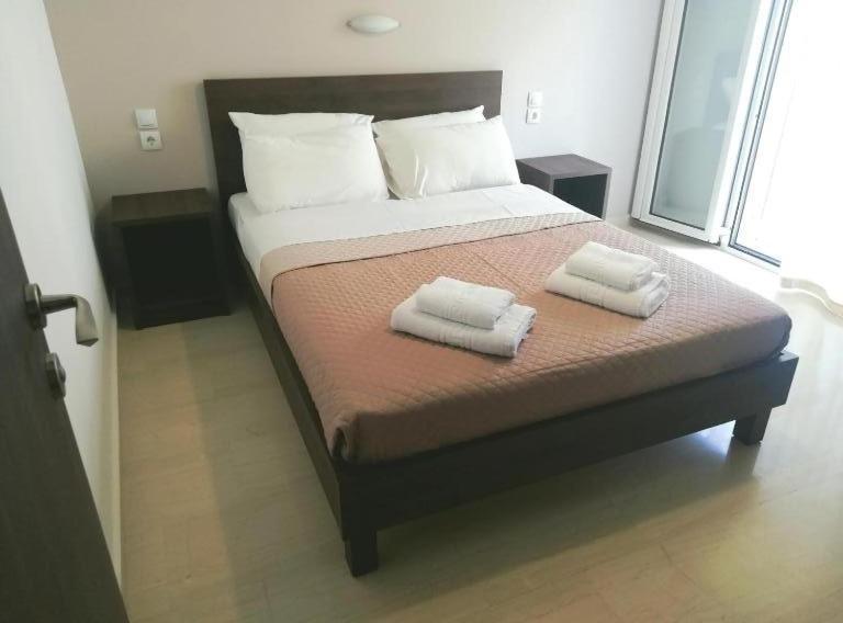 Hotel Thisvi Сталида Экстерьер фото