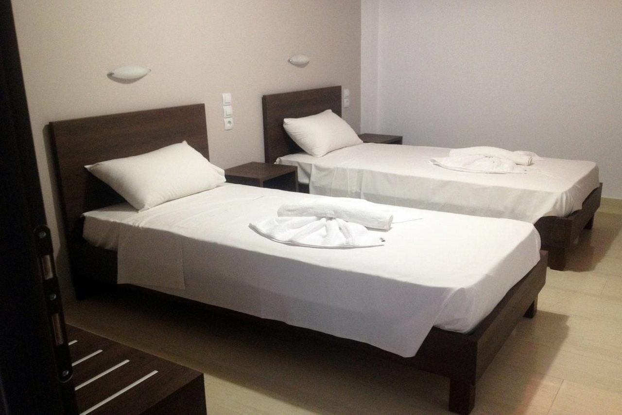 Hotel Thisvi Сталида Экстерьер фото